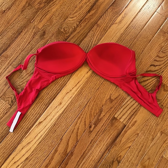 Victoria’s Secret bra - Picture 4 of 9